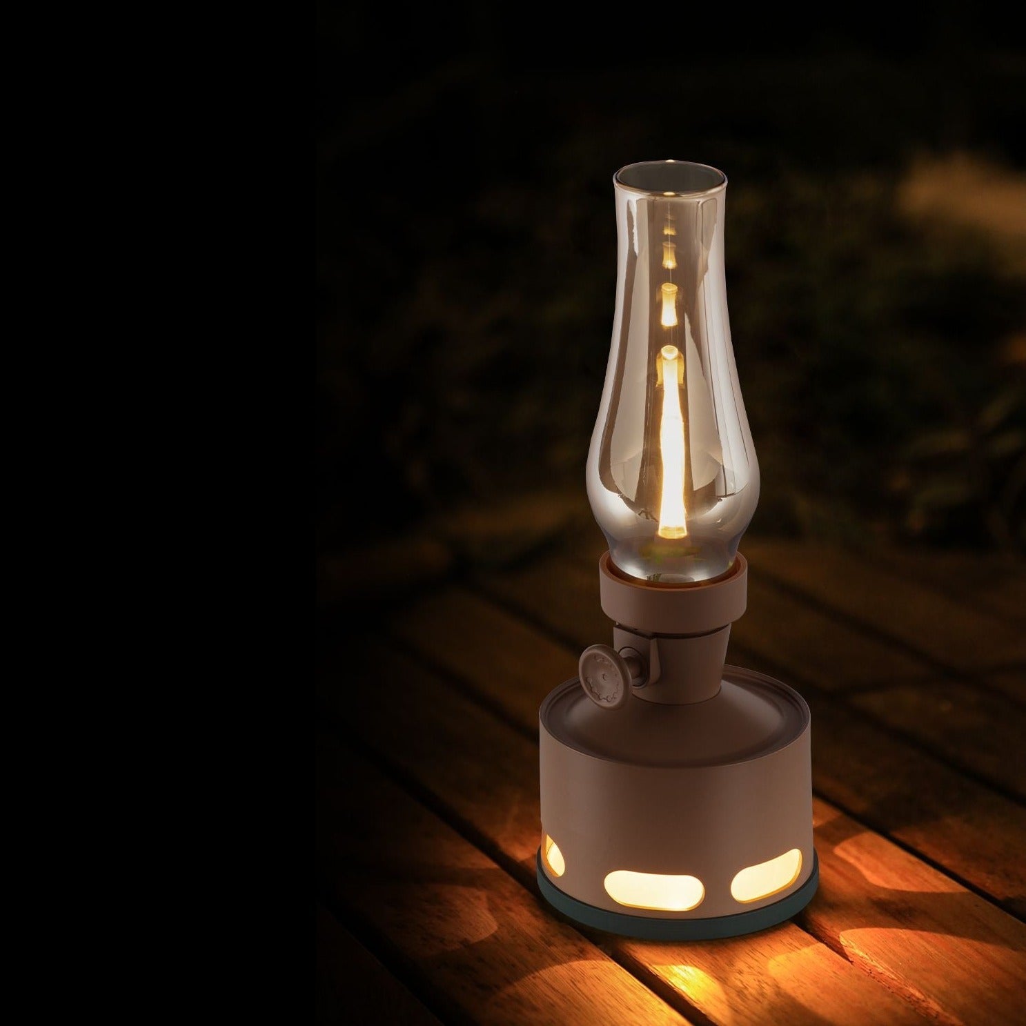 Vintage LED Table Lamp for Warm Ambience and Retro Charm - RetroTable