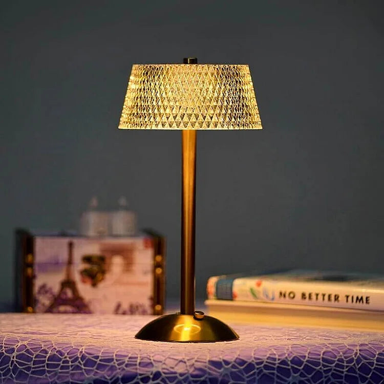Stylish Table Lamp for a Warm and Inviting Atmosphere - WarmTable