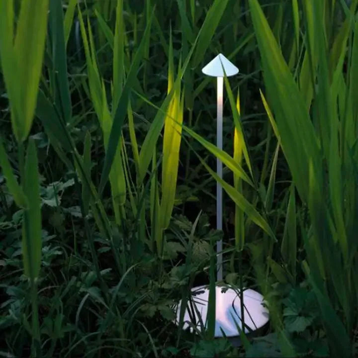 Sleek & Portable Wireless Table Lamp with Adjustable Brightness - WireTable