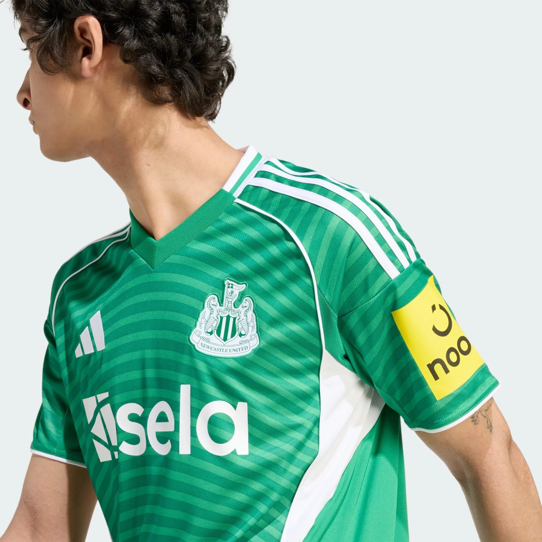 2025/26 Newcastle Away Shirt