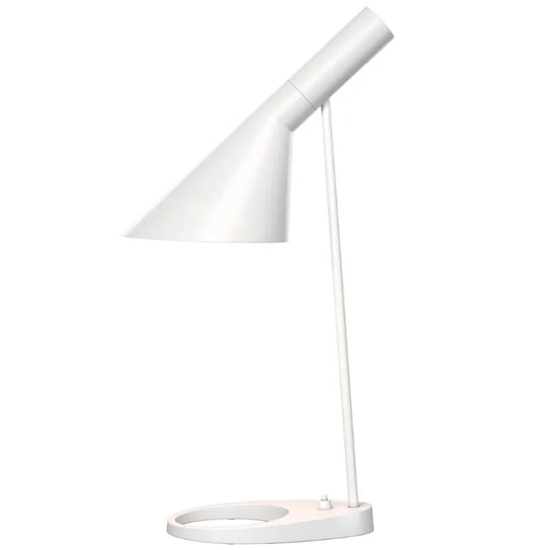 Sleek Modern Table Lamp for Chic Ambiance - ChicTable