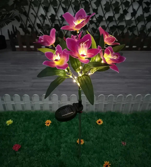 7-Head Solar-Powered Outdoor Lamp - SolarLume