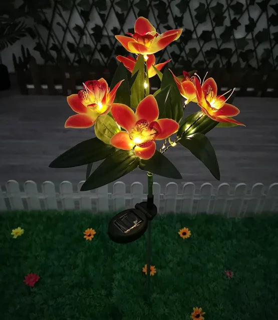 7-Head Solar-Powered Outdoor Lamp - SolarLume
