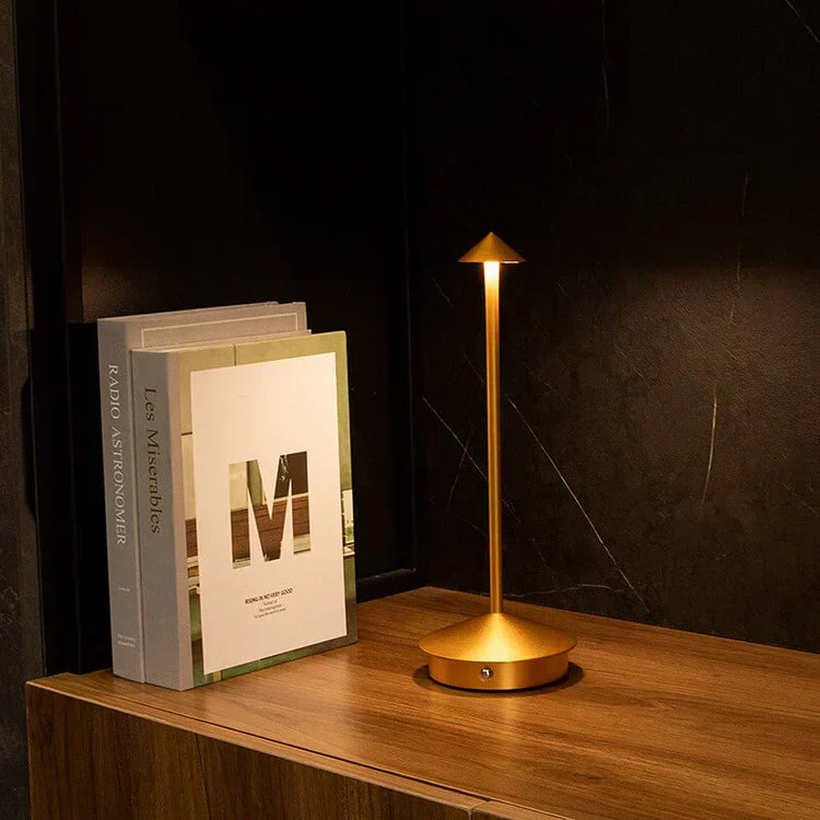 Sleek & Portable Wireless Table Lamp with Adjustable Brightness - WireTable