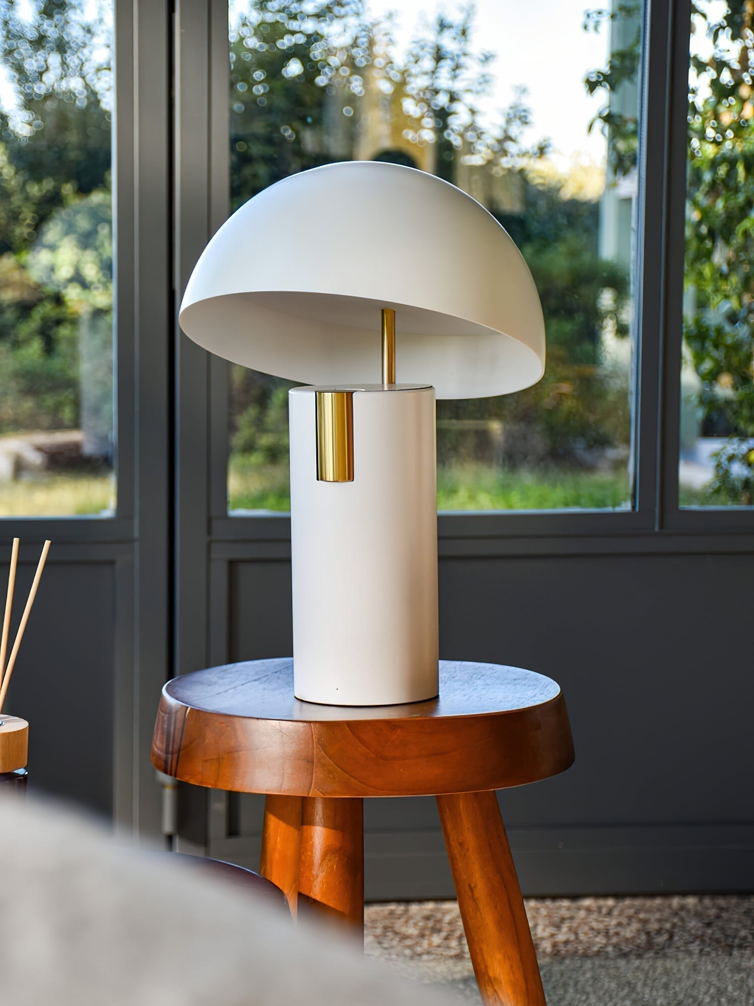 Modern Ambient Table Lamp for Cozy Home Vibes - HomeTable