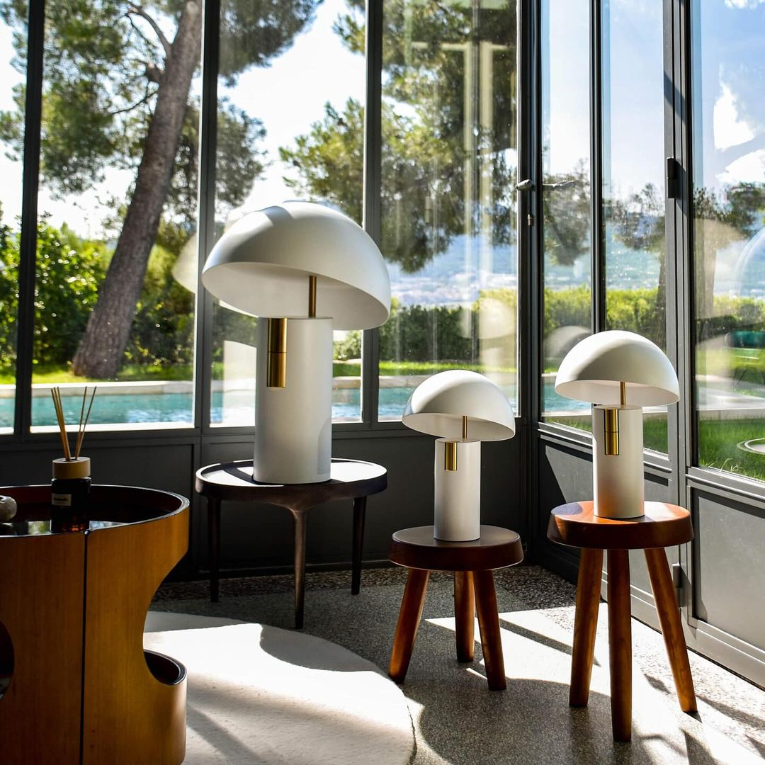 Modern Ambient Table Lamp for Cozy Home Vibes - HomeTable