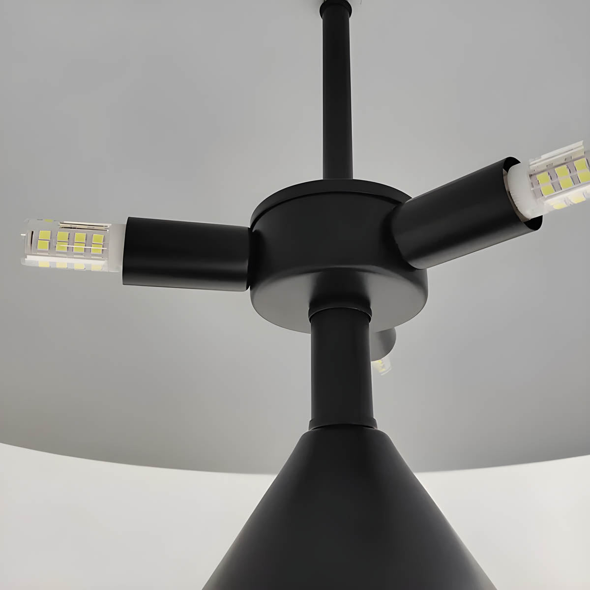 Modern Elegance Table Lamp for Stylish Homes - StyleTable