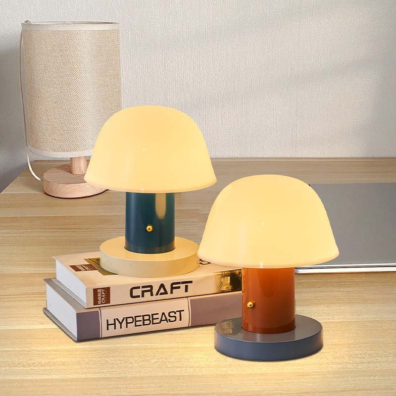 Mushroom-Style Table Lamp for a Cozy, Nature-Inspired Vibe - MushTable