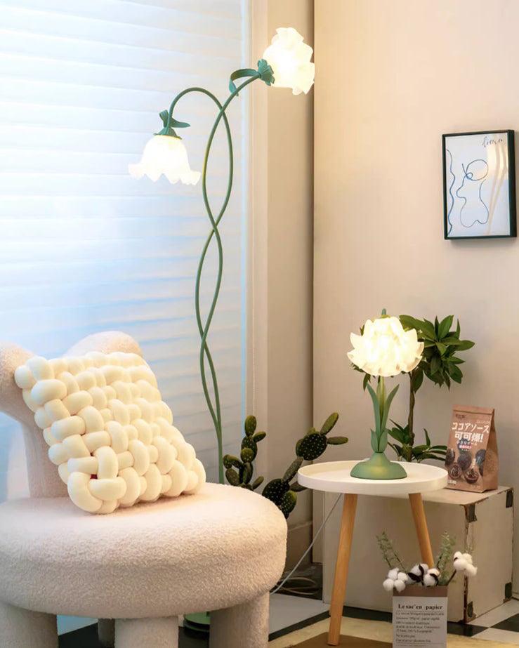 Elegant Floral LED Table Lamp - FloralTable