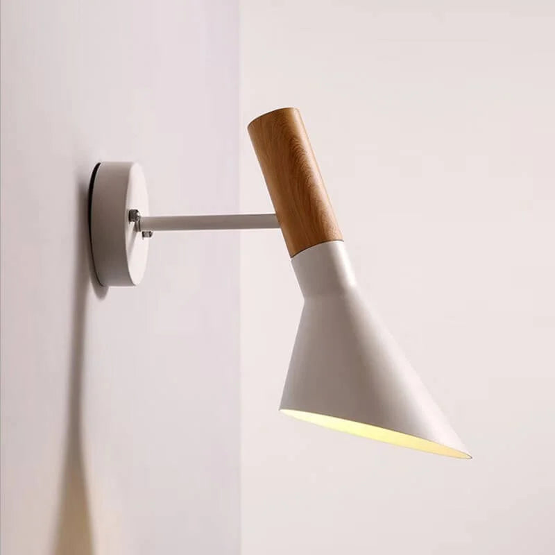 Sleek Modern Table Lamp for Chic Ambiance - ChicTable