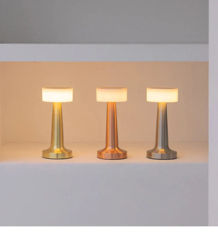 Radiant Crystal Table Lamp for a Cozy, Modern Glow - CrystalTable