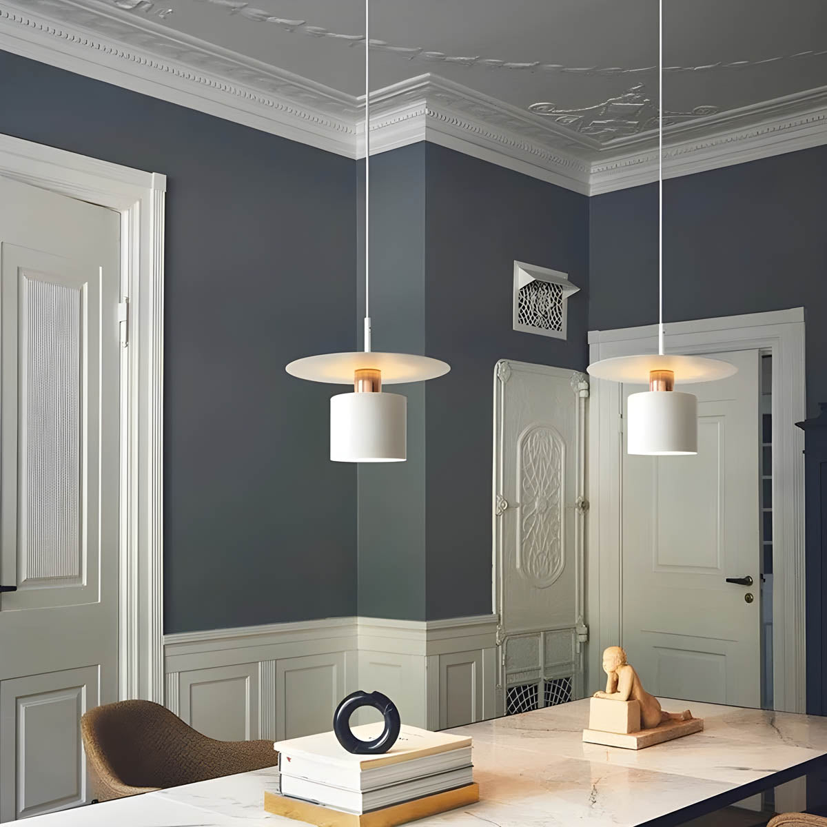 Minimalist Linear Pendant Lamp for a Stylish Glow - LineDrop