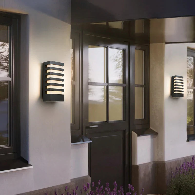 Contemporary Aluminum Lamp - MetalLume