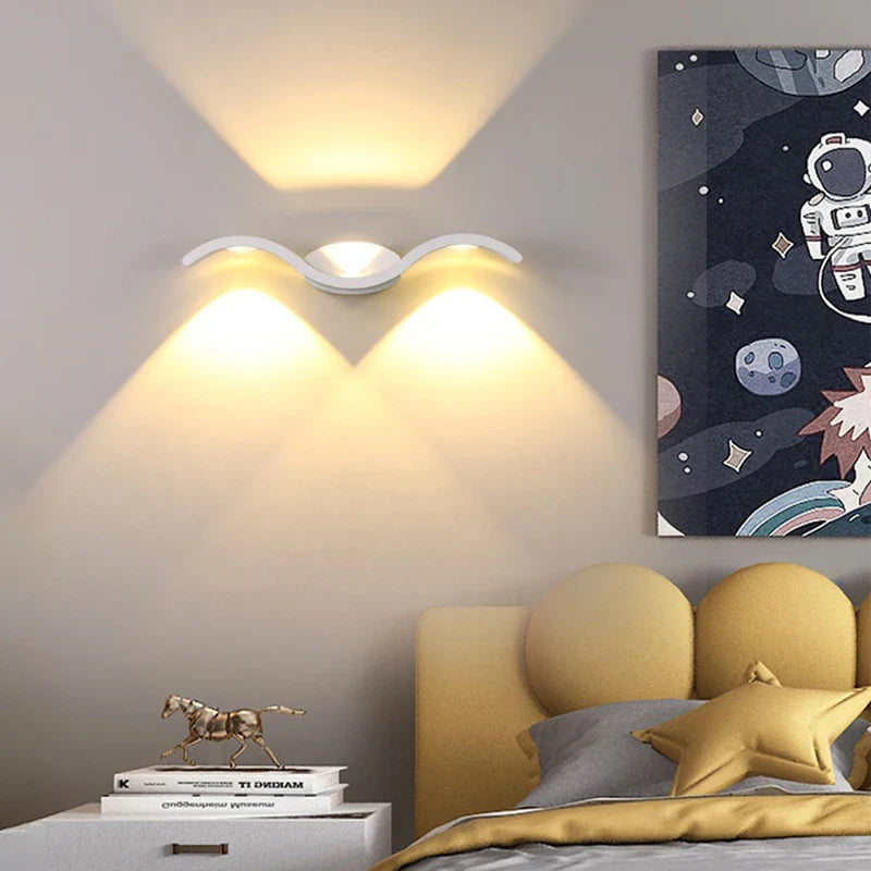 Sleek Modern Wall Lamp - ModernWall
