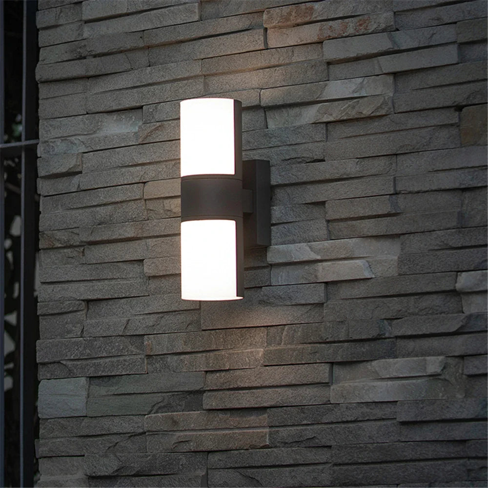 Weatherproof LED Wall Lamp - OutdoorWall