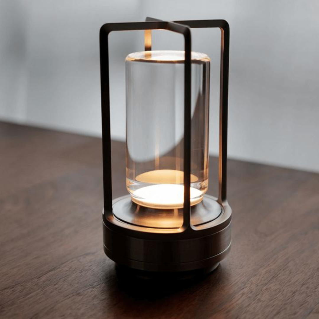 Elegant Crystal Table Lamp for a Modern Glow - CrystalTable