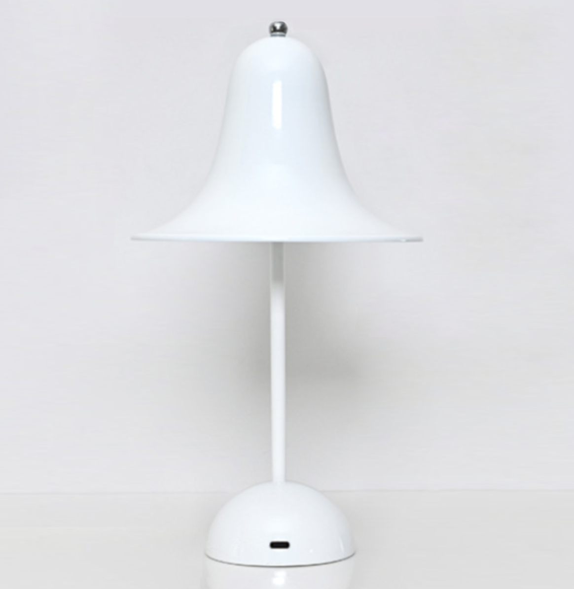 Stylish Wireless Table Lamp for Cozy, Effortless Ambiance - WireTable