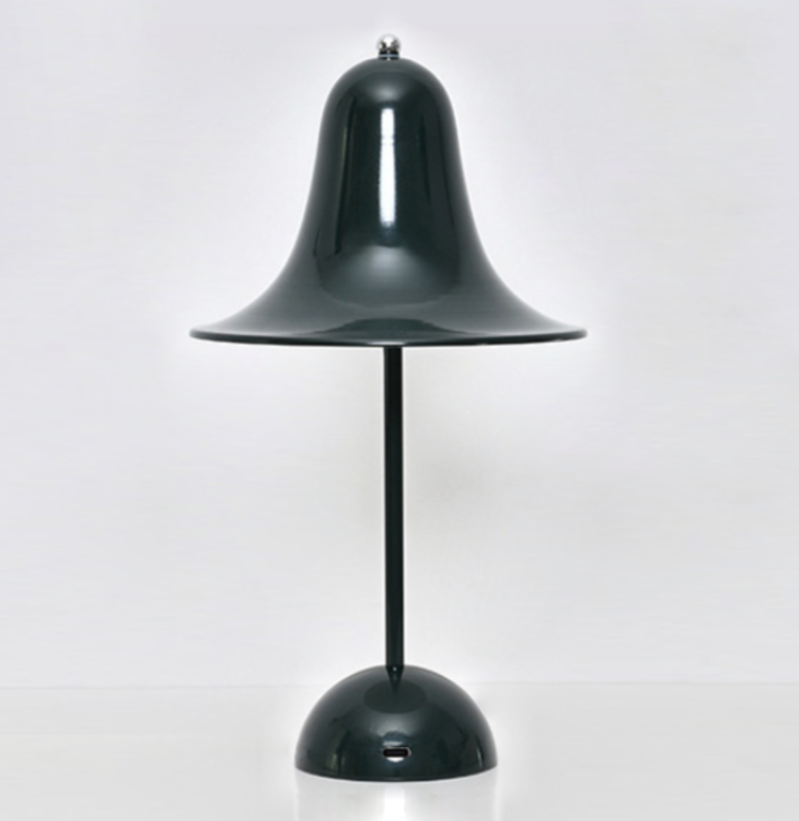 Stylish Wireless Table Lamp for Cozy, Effortless Ambiance - WireTable