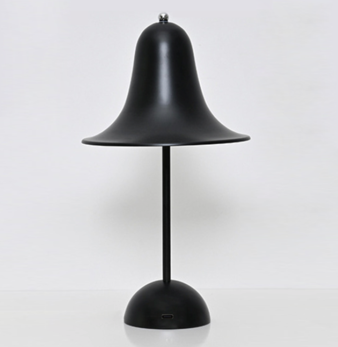 Stylish Wireless Table Lamp for Cozy, Effortless Ambiance - WireTable