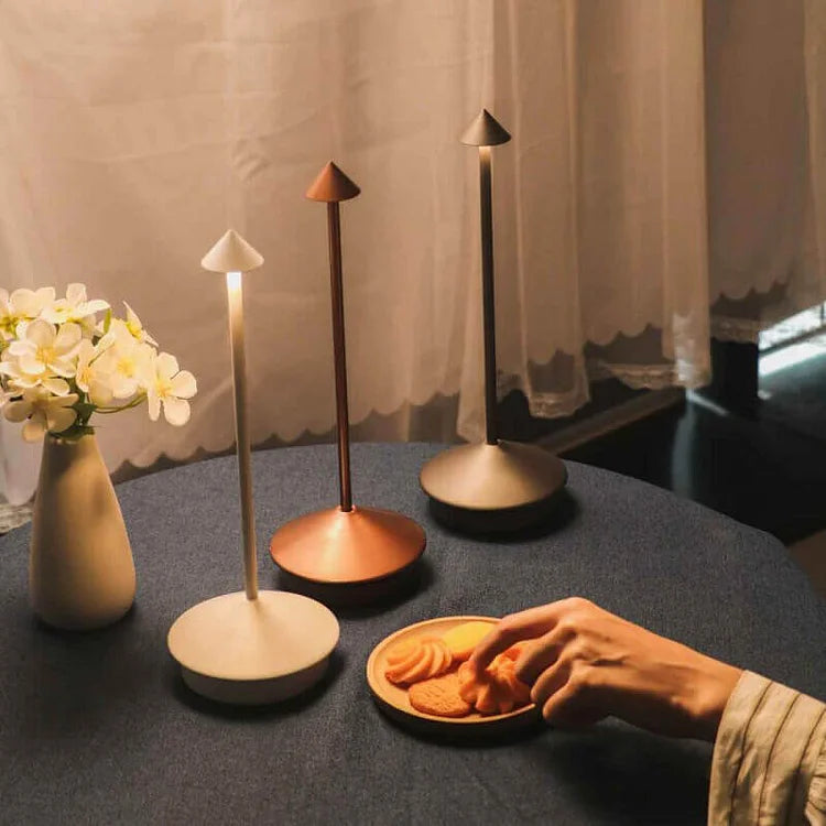 Sleek & Portable Wireless Table Lamp with Adjustable Brightness - WireTable