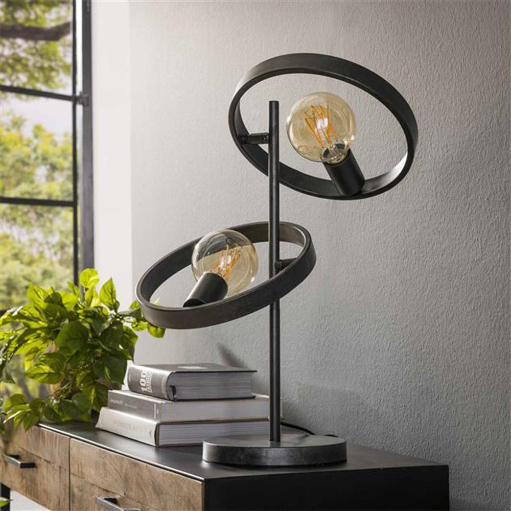 Sleek Metal Table Lamp for a Modern Ambience - MetalTable