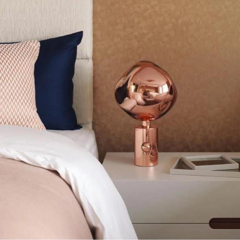 Luxe Contemporary Melted Glass Lamp for Modern Interiors - GlassTable