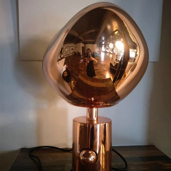 Luxe Contemporary Melted Glass Lamp for Modern Interiors - GlassTable