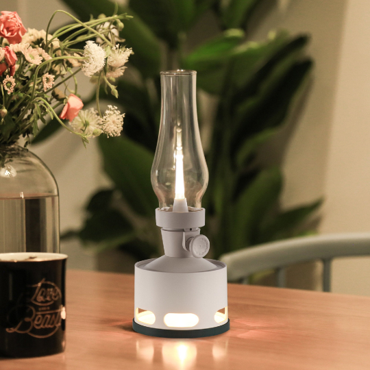Vintage LED Table Lamp for Warm Ambience and Retro Charm - RetroTable
