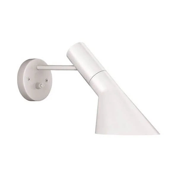 Sleek Modern Table Lamp for Chic Ambiance - ChicTable
