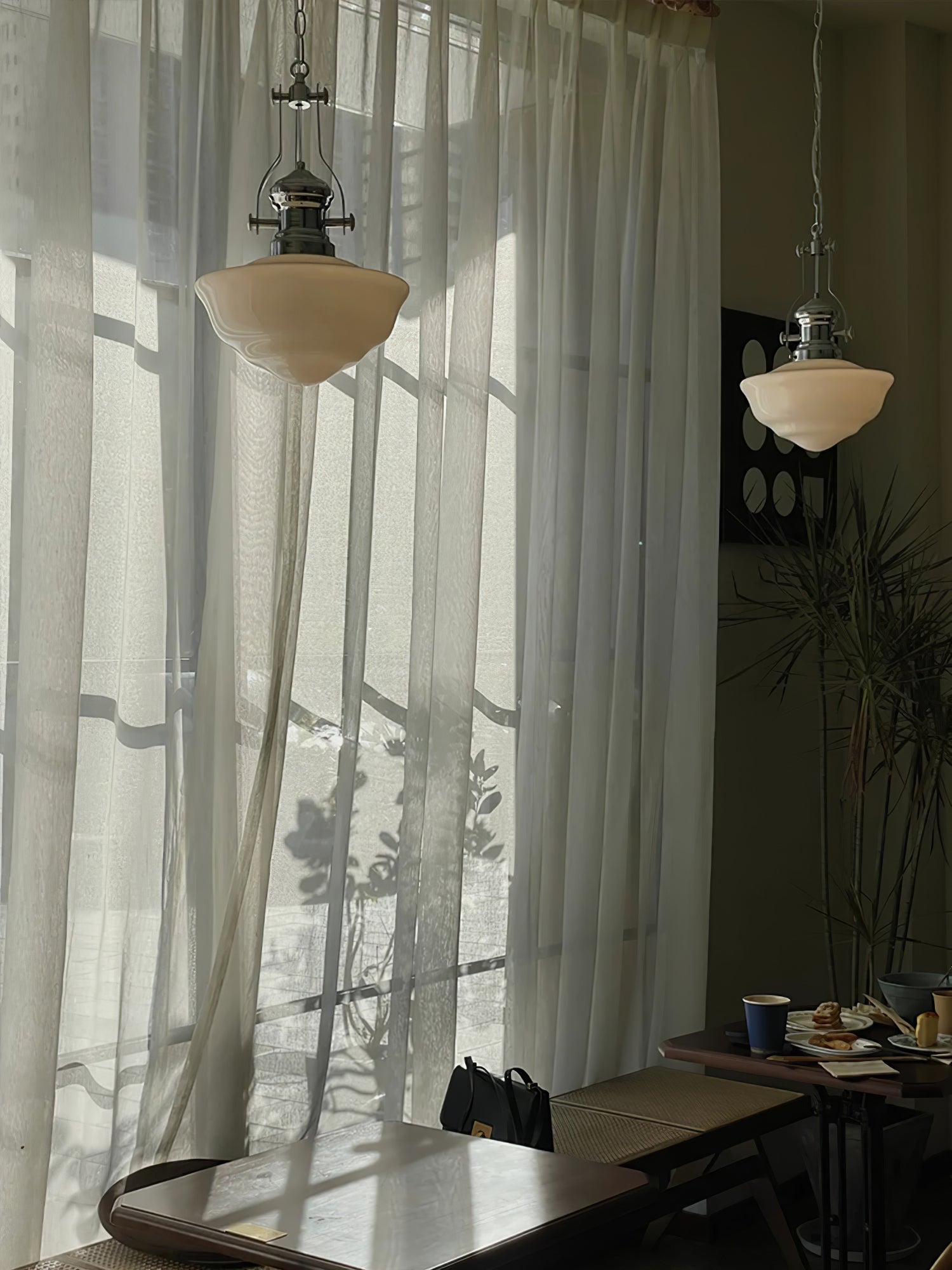Classic Pendant Lamp for Timeless Elegance - TimeDrop