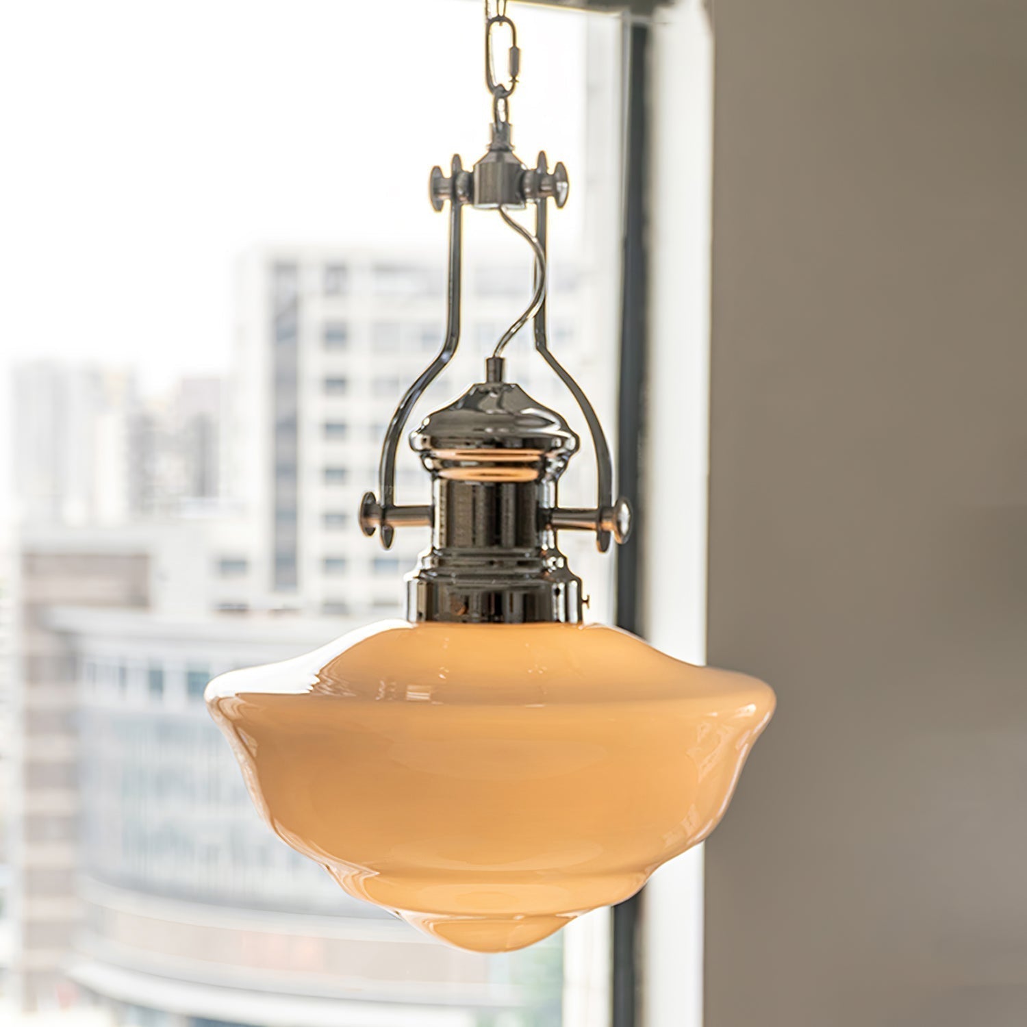 Classic Pendant Lamp for Timeless Elegance - TimeDrop