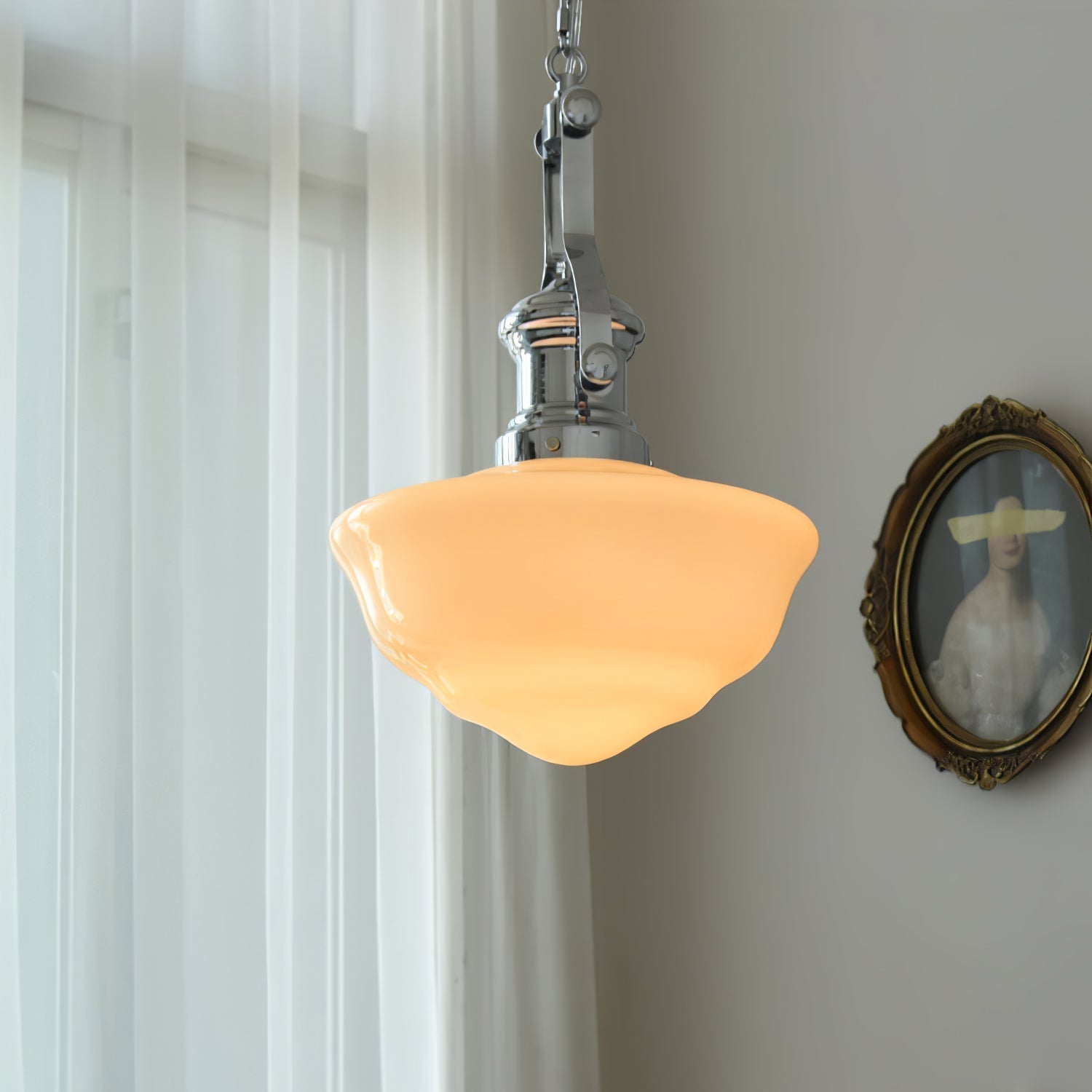 Classic Pendant Lamp for Timeless Elegance - TimeDrop