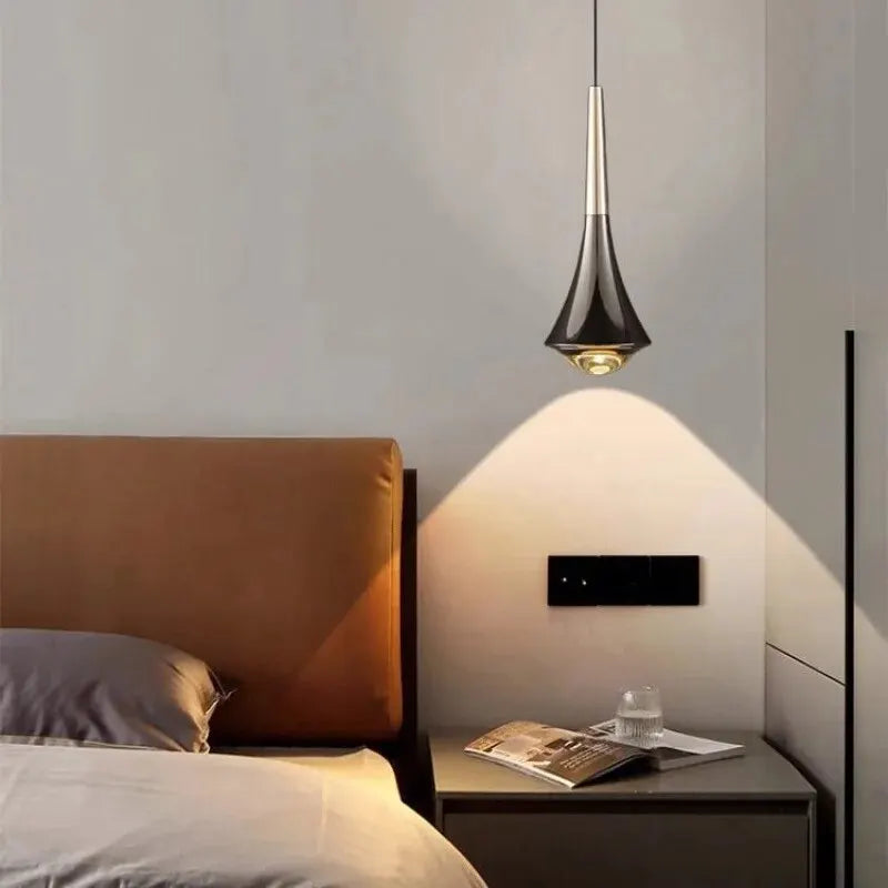 Elegant Silver-Plated Pendant Lamp for a Stunning Home Ambiance - SilverDrop