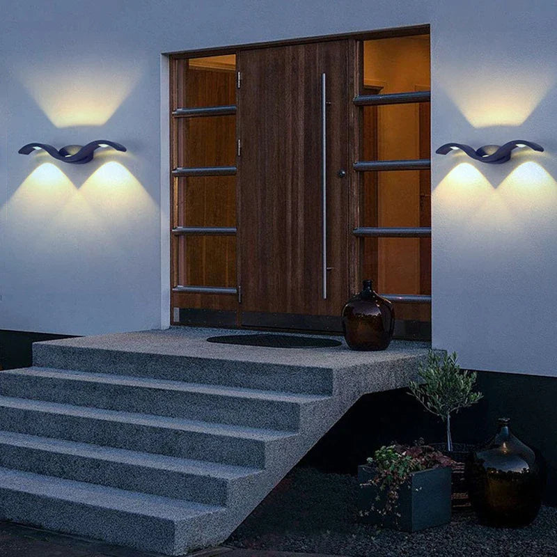 Sleek Modern Wall Lamp - ModernWall