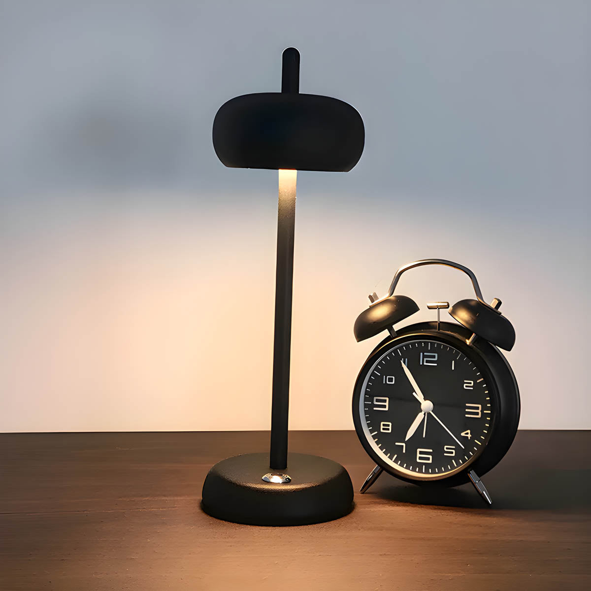 Sleek Modern Table Lamp for a Warm and Inviting Glow - WarmTable