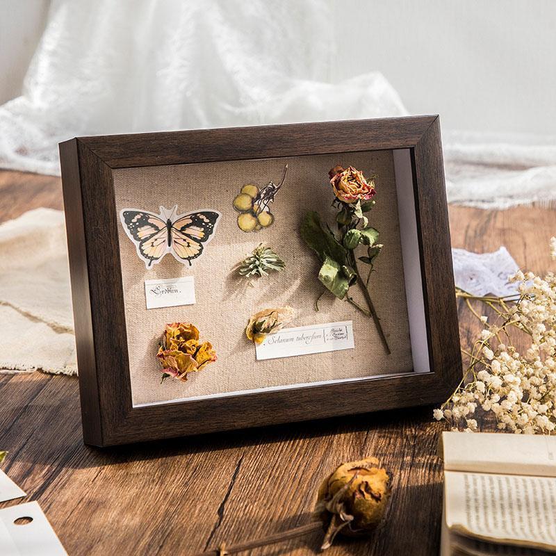 10 x 15 cm Rectangular Wood Picture Frame with Wall Hanging