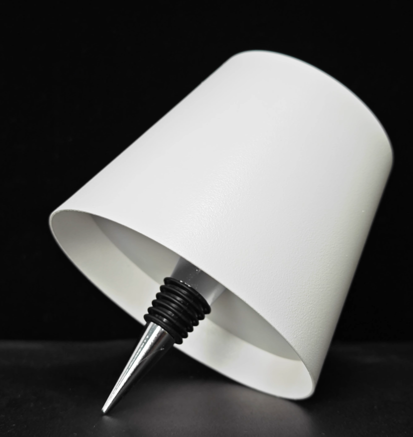 Stylish Rechargeable Wine Bottle Table Lamp - BottleTable